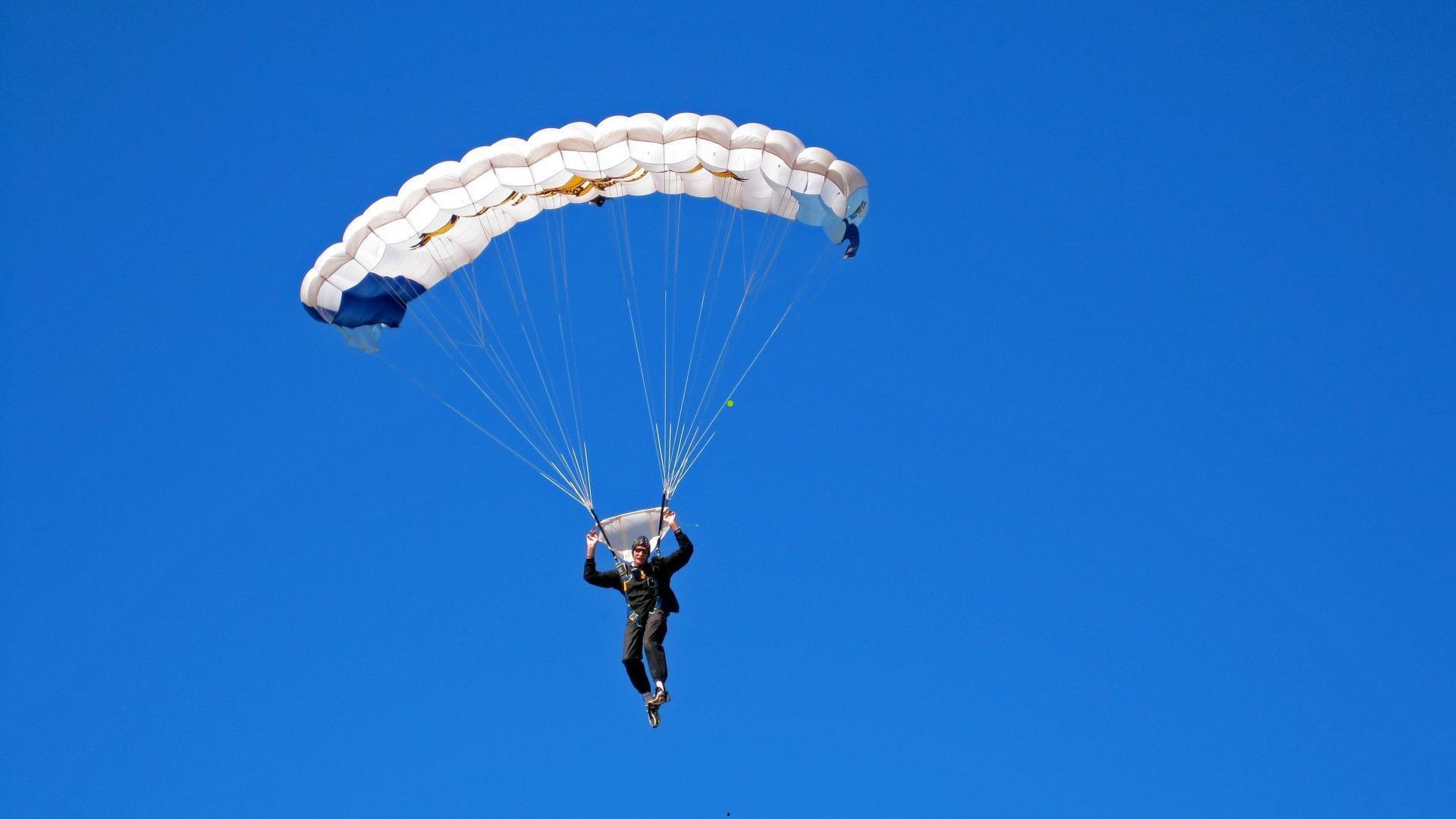 落选秀奇迹！邓肯·罗宾逊五年九千万续约热火 斯波感叹，他的经历足以写成一本书